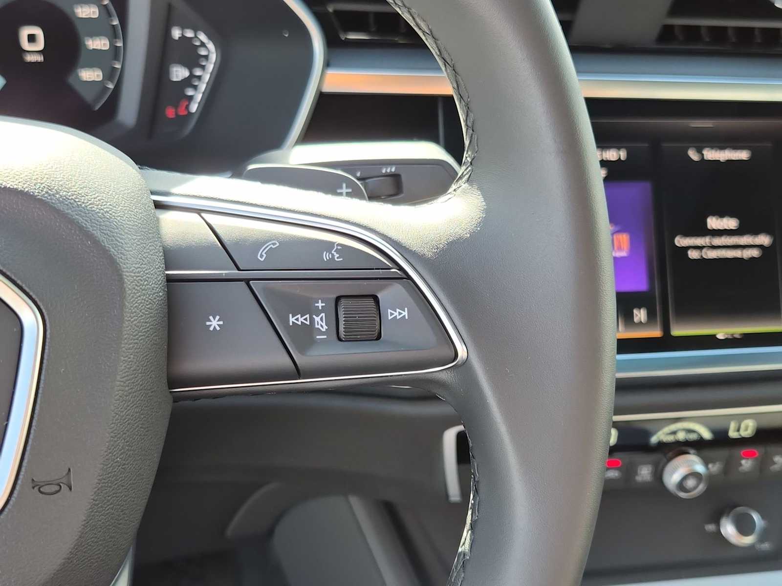 Thumbnail: 2025 Audi Q3 - 22