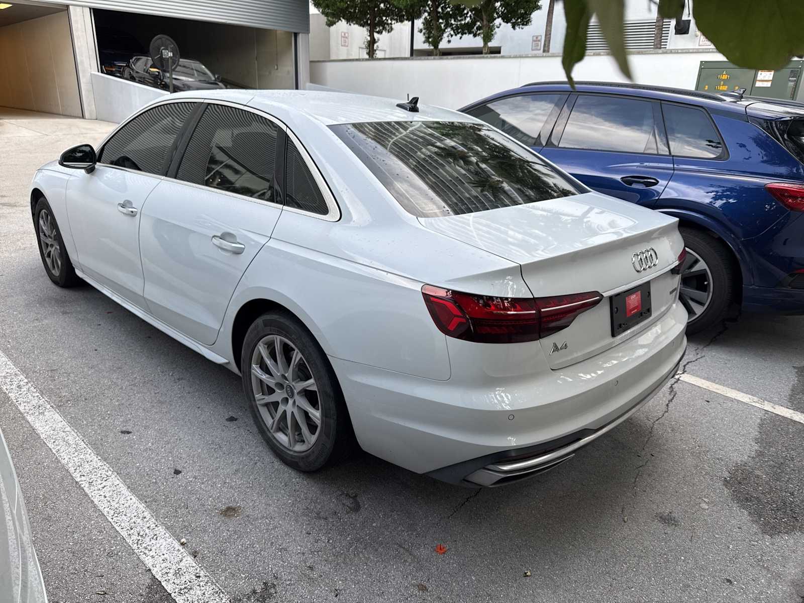 Thumbnail: 2023 Audi A4 - 4