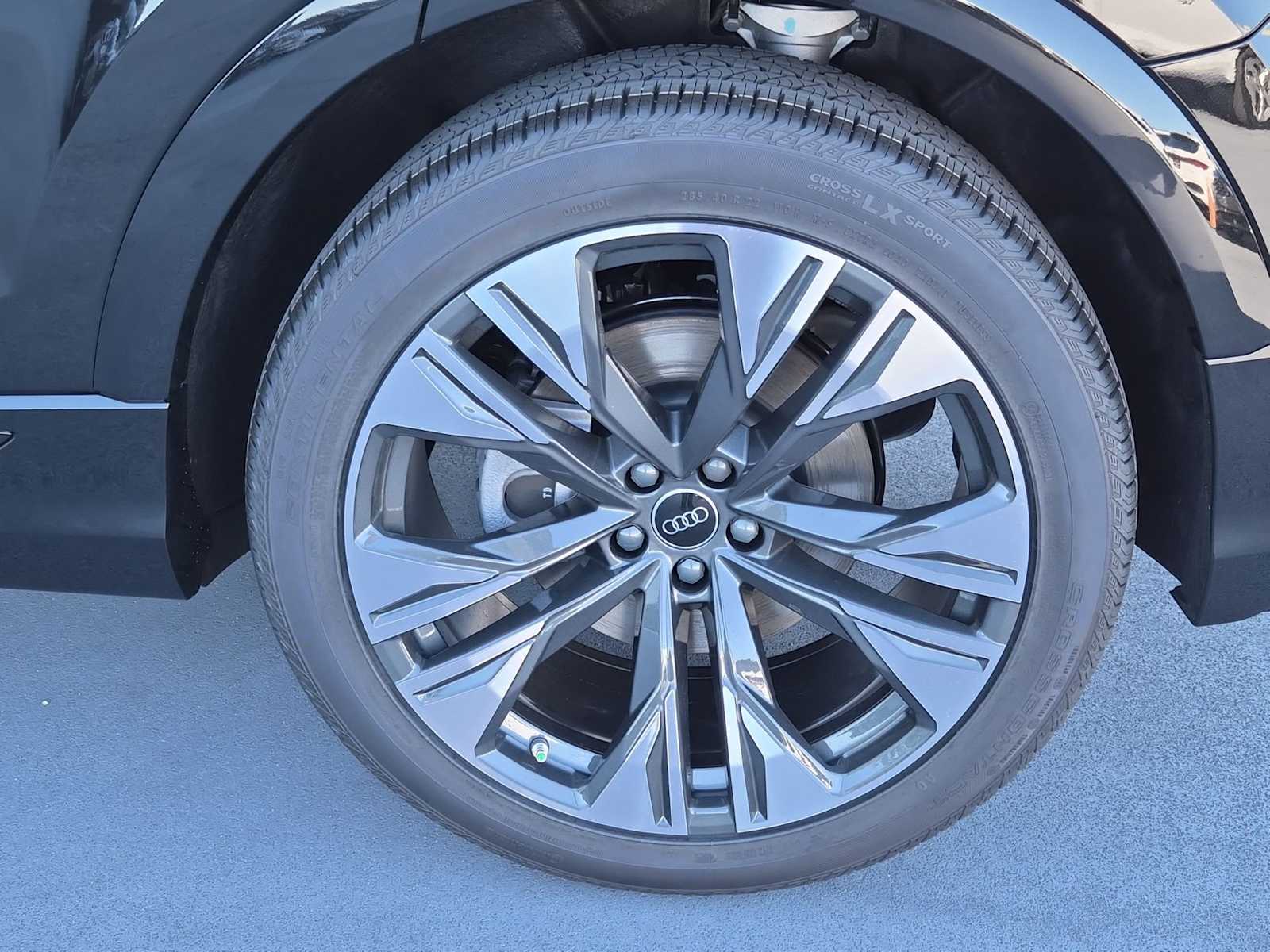 Thumbnail: 2026 Audi Q8 - 12