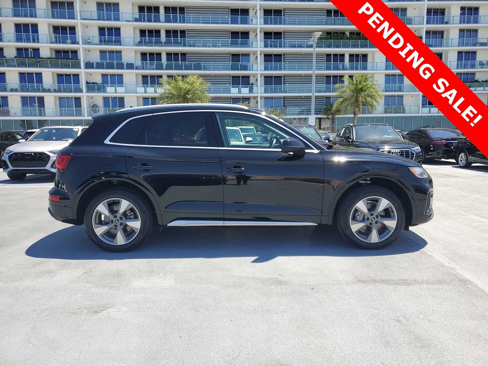 Thumbnail: 2023 Audi Q5 - 7