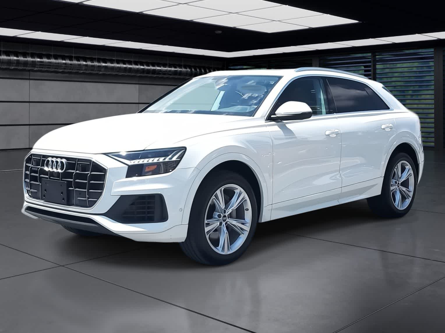 Thumbnail: 2023 Audi Q8 - 1