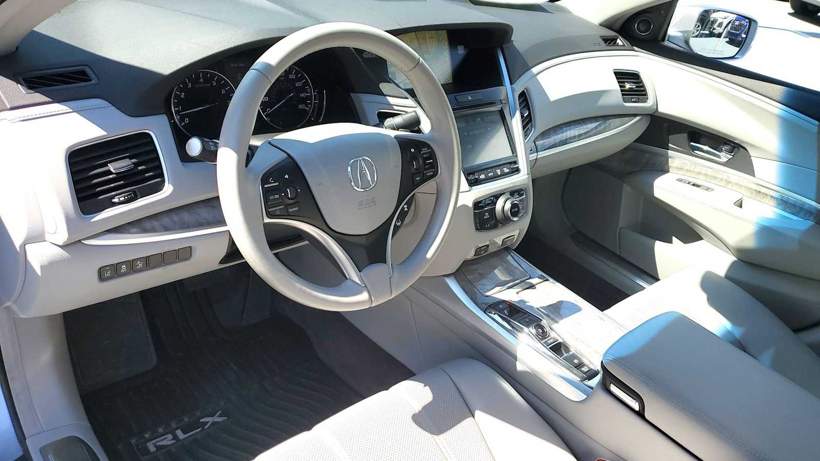Thumbnail: 2020 Acura RLX - 2