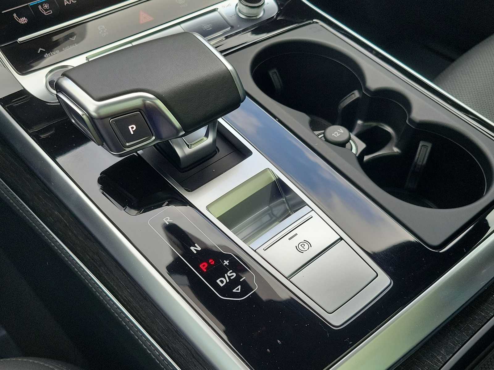 Thumbnail: 2021 Audi Q7 - 29