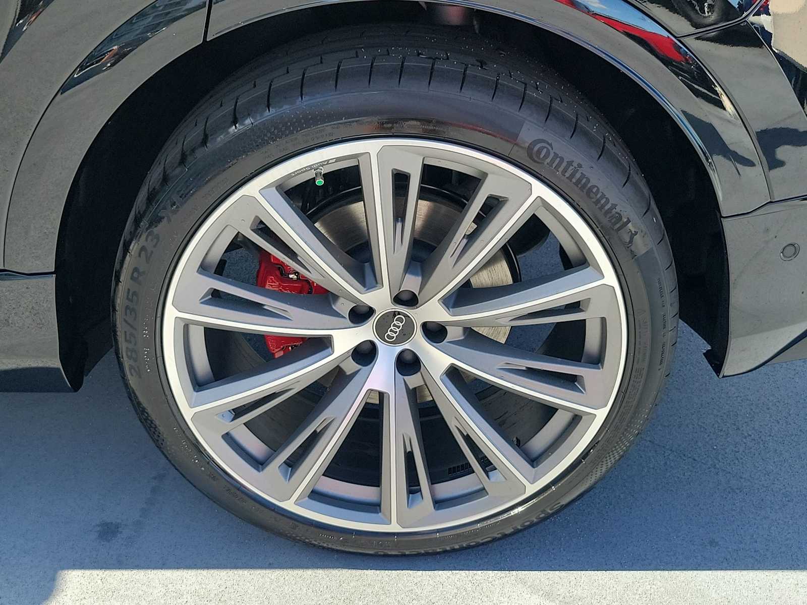 Thumbnail: 2026 Audi Q8 - 12