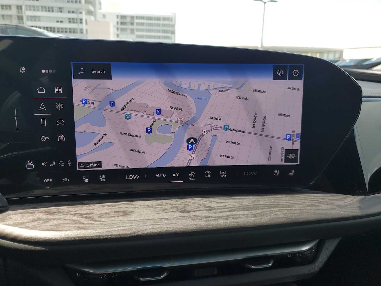 Thumbnail: 2025 Audi Q5 - 20