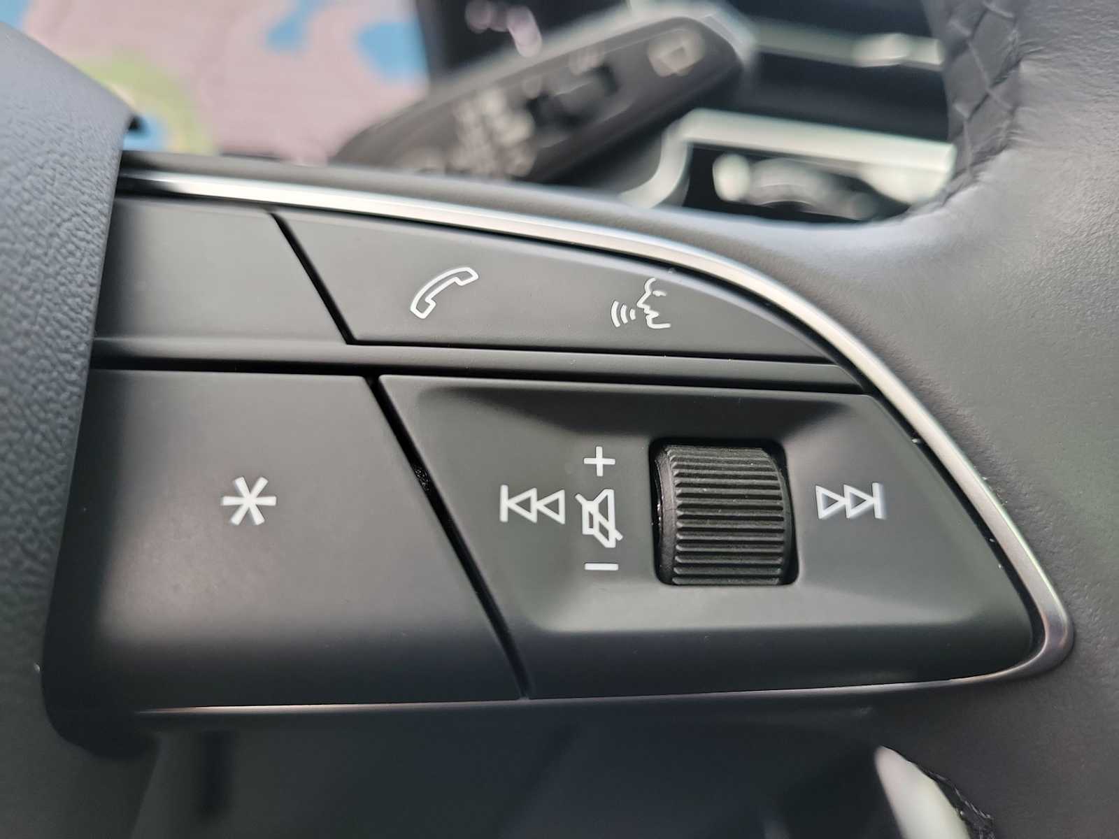 Thumbnail: 2021 Audi Q7 - 21
