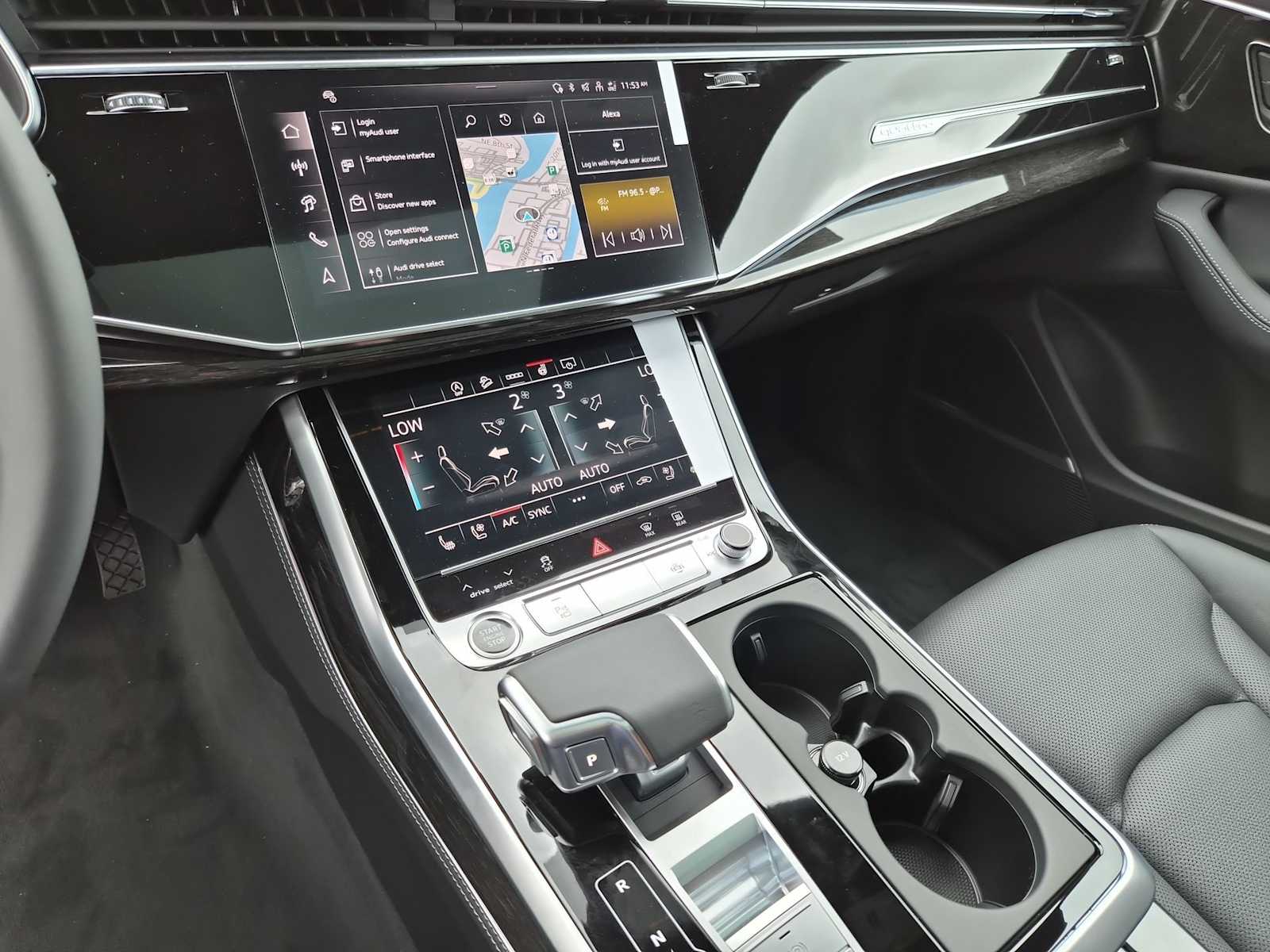 Thumbnail: 2026 Audi Q8 - 23