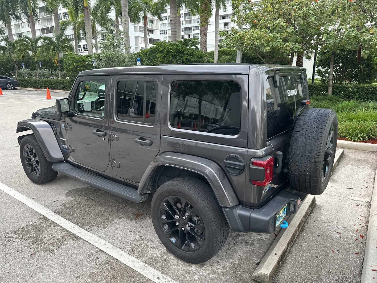 Thumbnail: 2022 Jeep Wrangler - 4