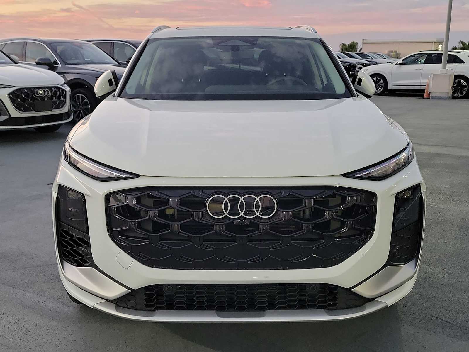 Thumbnail: 2026 Audi Q3 - 9