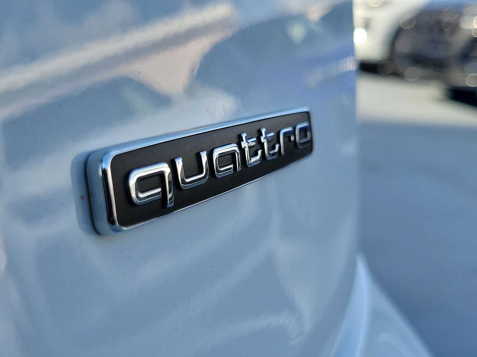 Thumbnail: 2025 Audi Q5 - 12