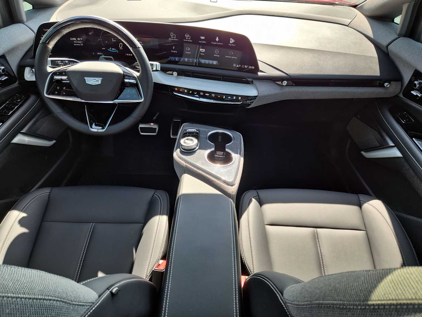 Thumbnail: 2025 Cadillac Optiq - 14