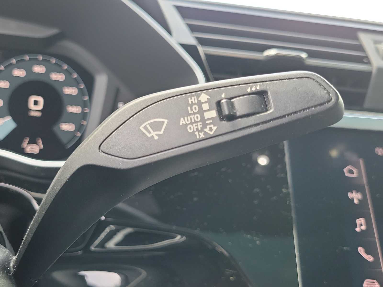 Thumbnail: 2022 Audi Q3 - 22