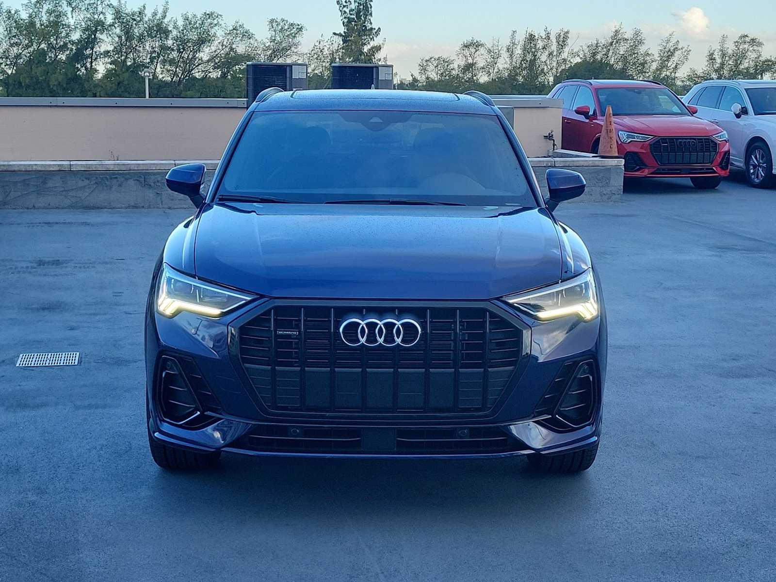 Thumbnail: 2025 Audi Q3 - 9