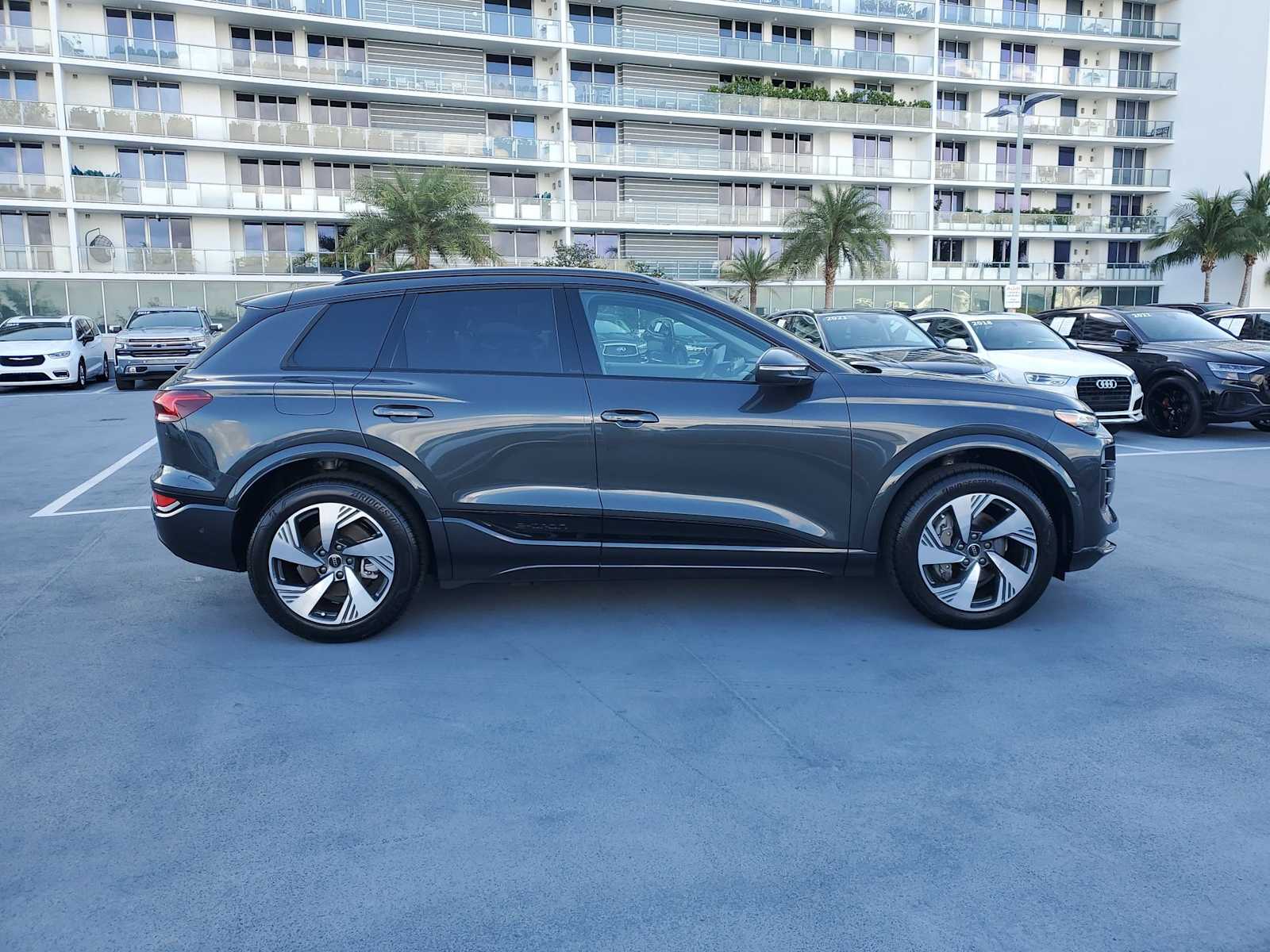 2025 Audi Q6 e-tron Premium Plus 7