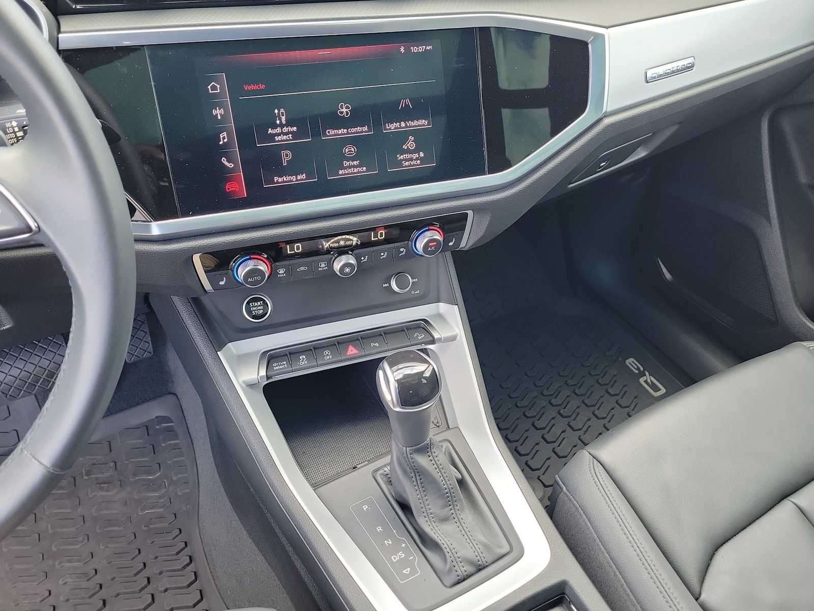 Thumbnail: 2021 Audi Q3 - 23