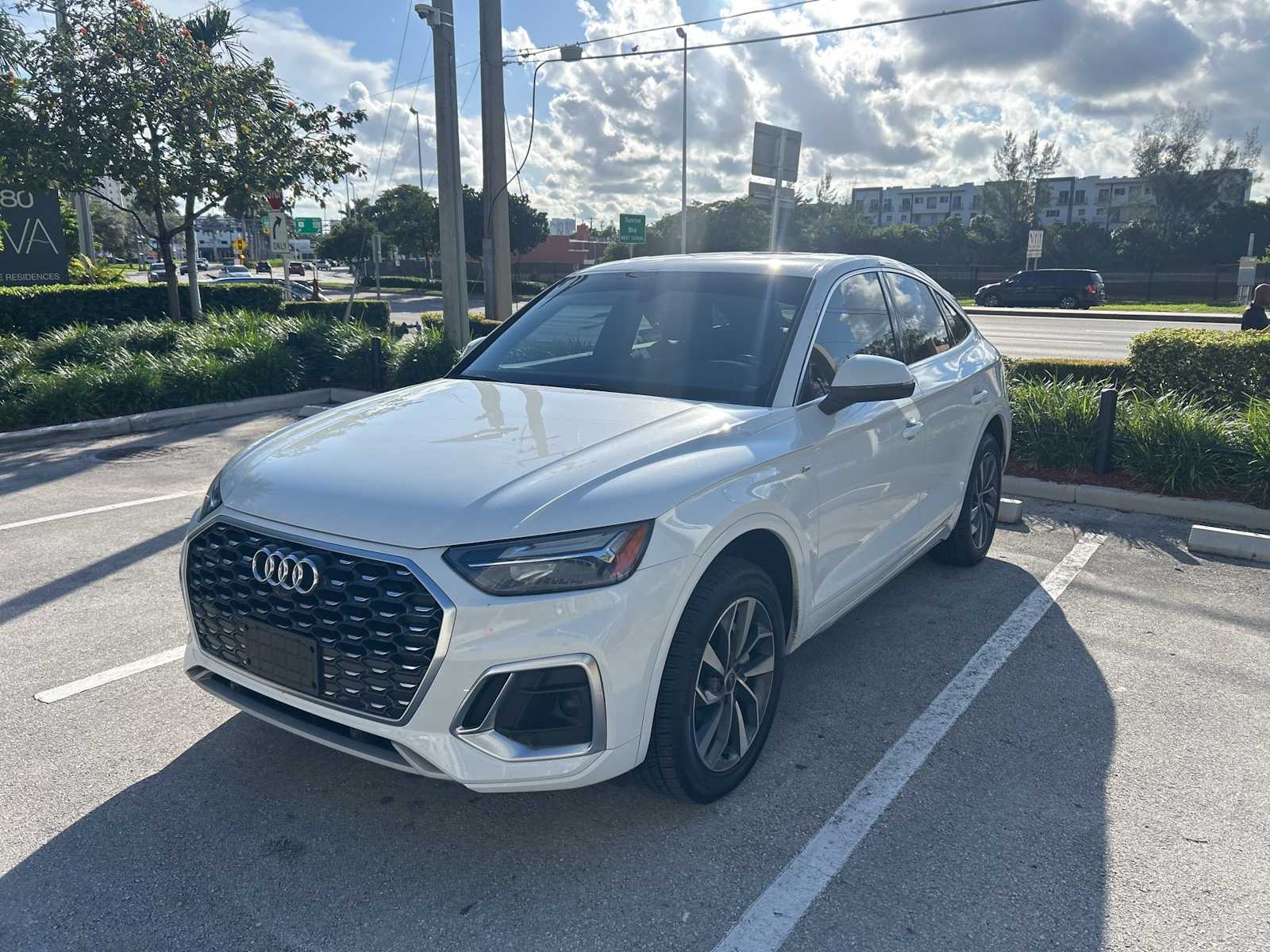 Thumbnail: 2021 Audi Q5 - 1