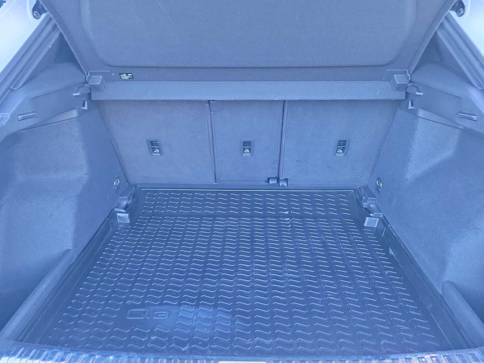 Thumbnail: 2023 Audi Q3 - 26