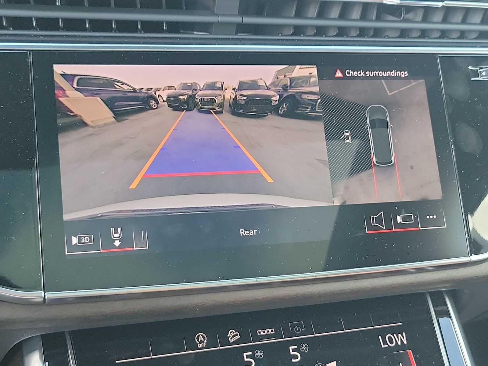 Thumbnail: 2025 Audi Q7 - 24