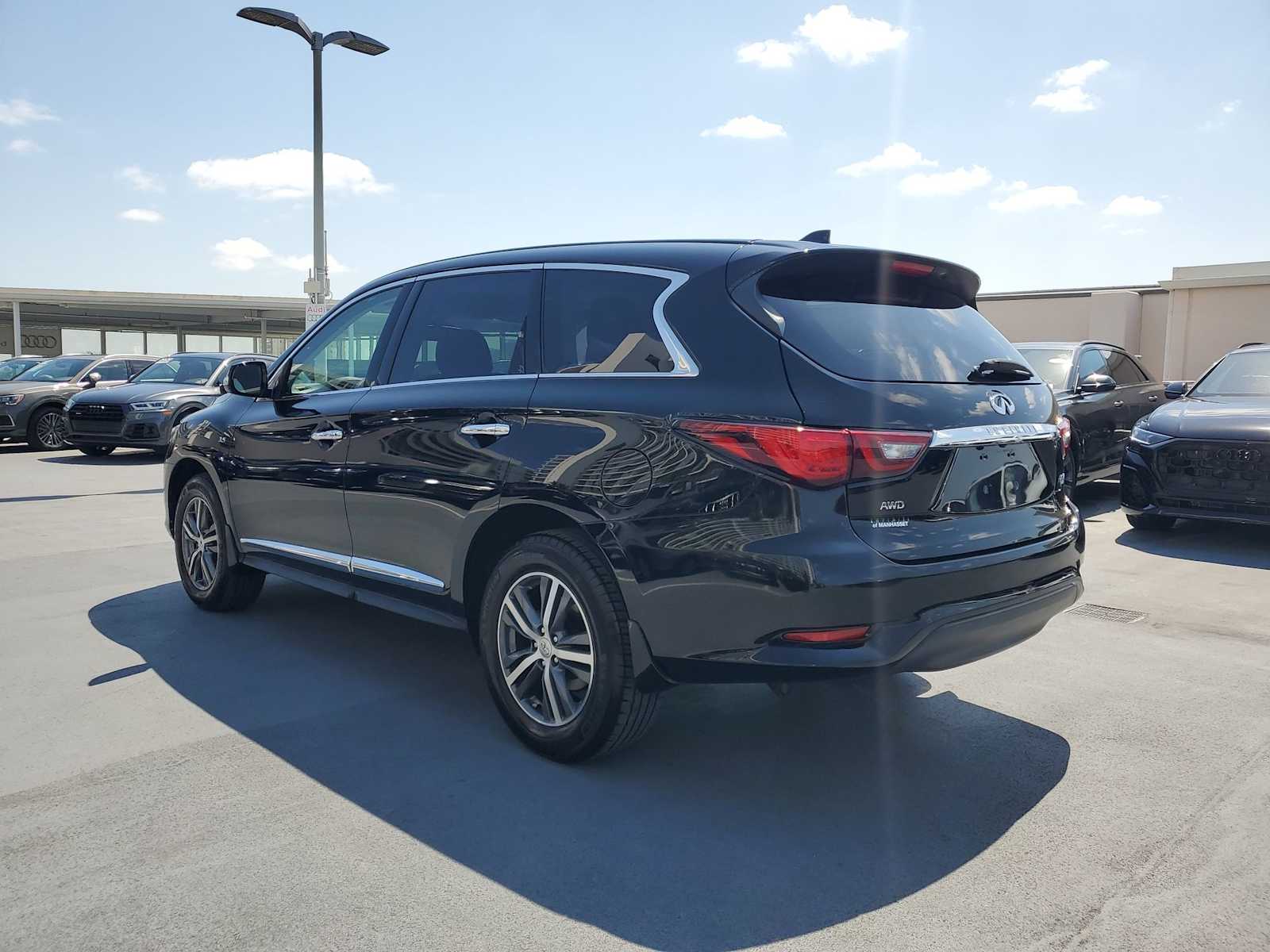 Thumbnail: 2019 INFINITI QX60 - 4