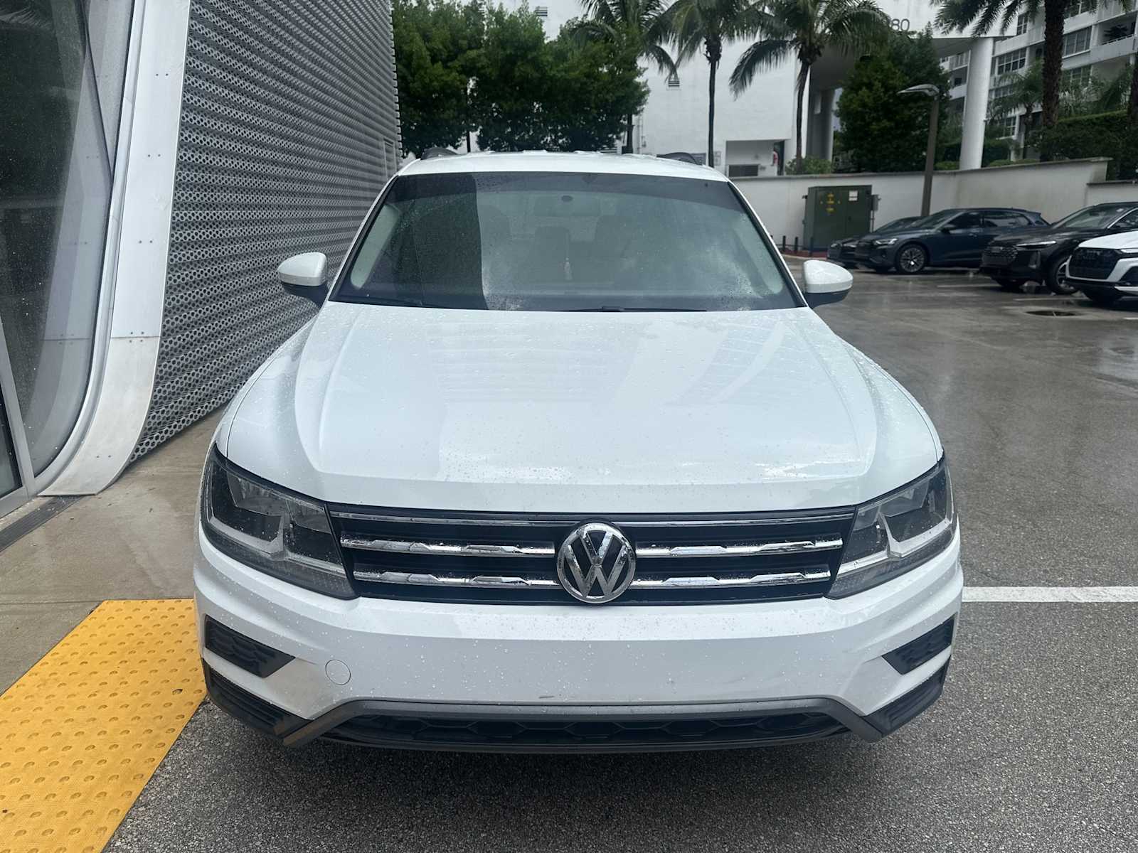 Thumbnail: 2019 Volkswagen Tiguan - 2