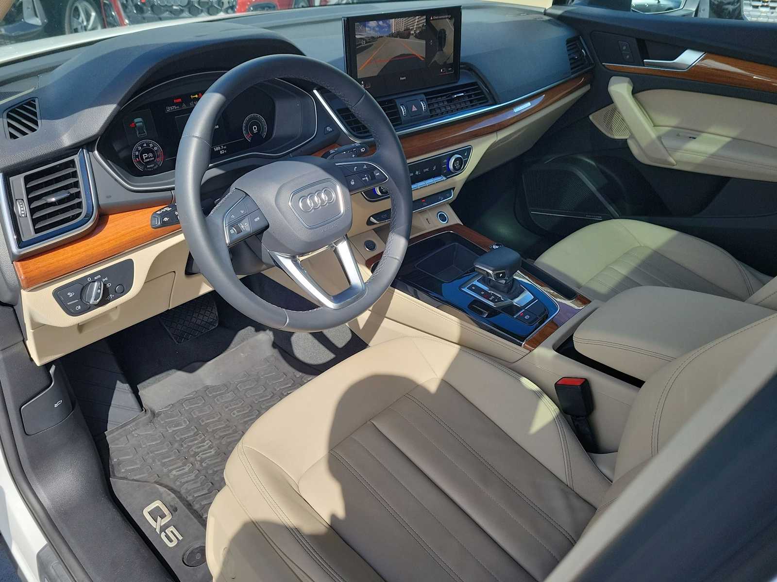 Thumbnail: 2023 Audi Q5 - 2