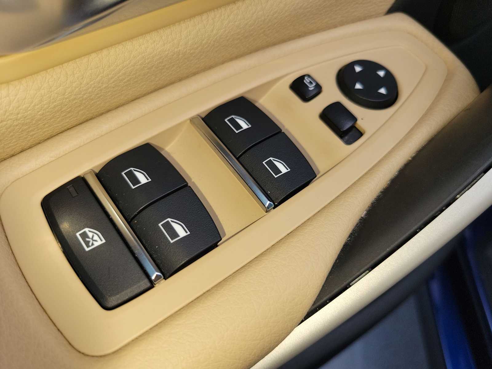 Thumbnail: 2018 BMW 3 Series - 14