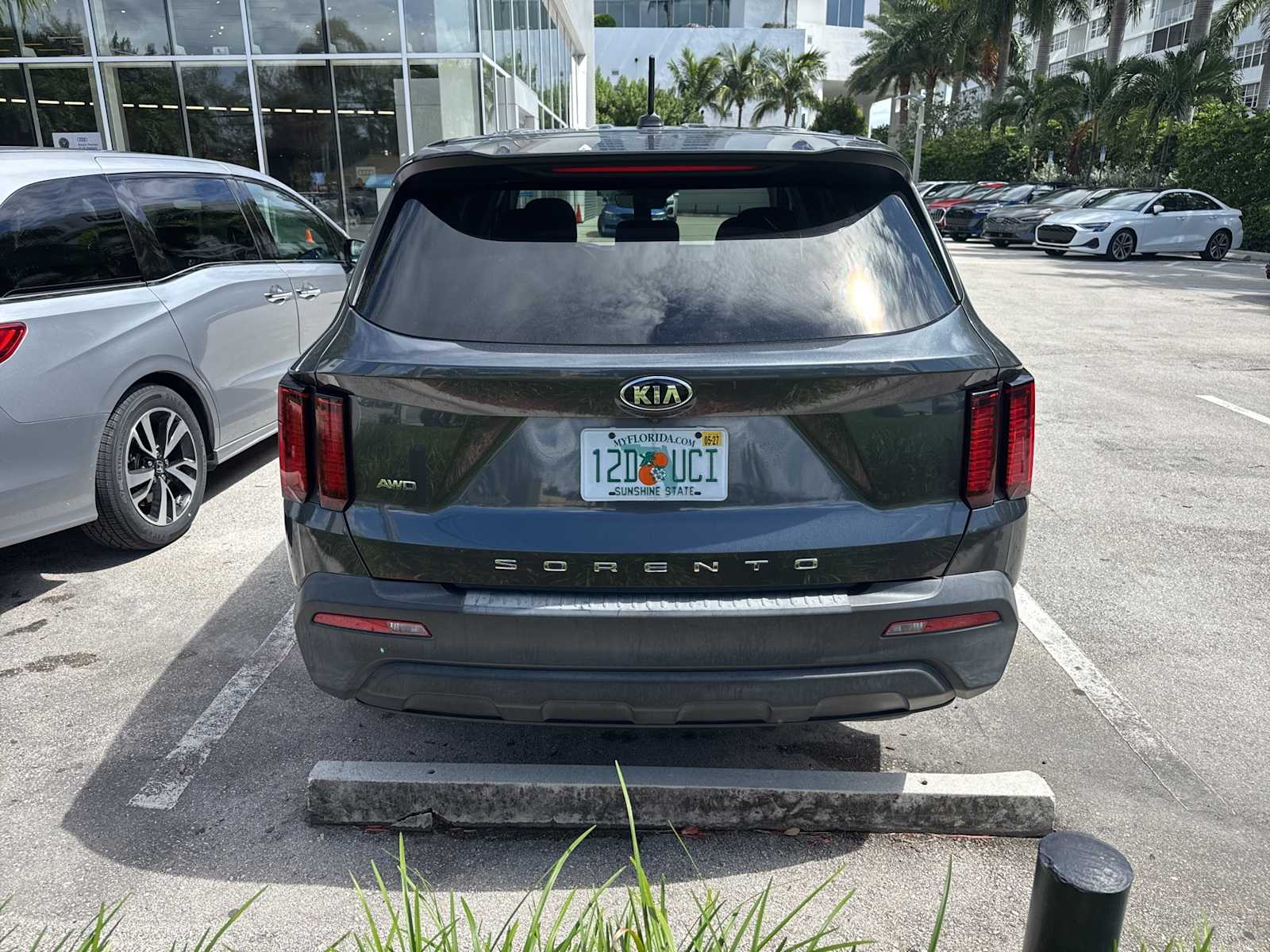 Thumbnail: 2021 Kia Sorento - 4