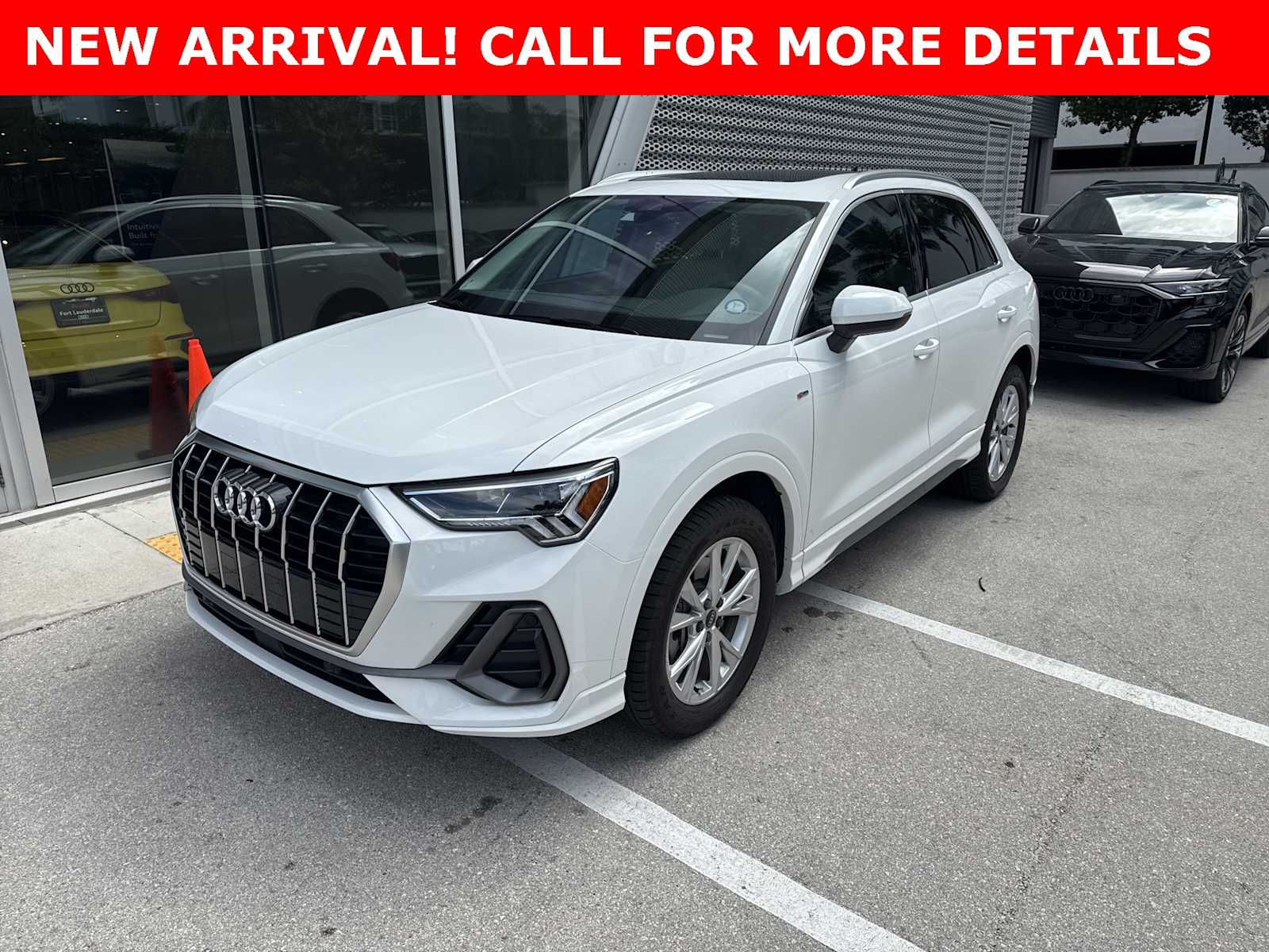 Thumbnail: 2023 Audi Q3 - 2