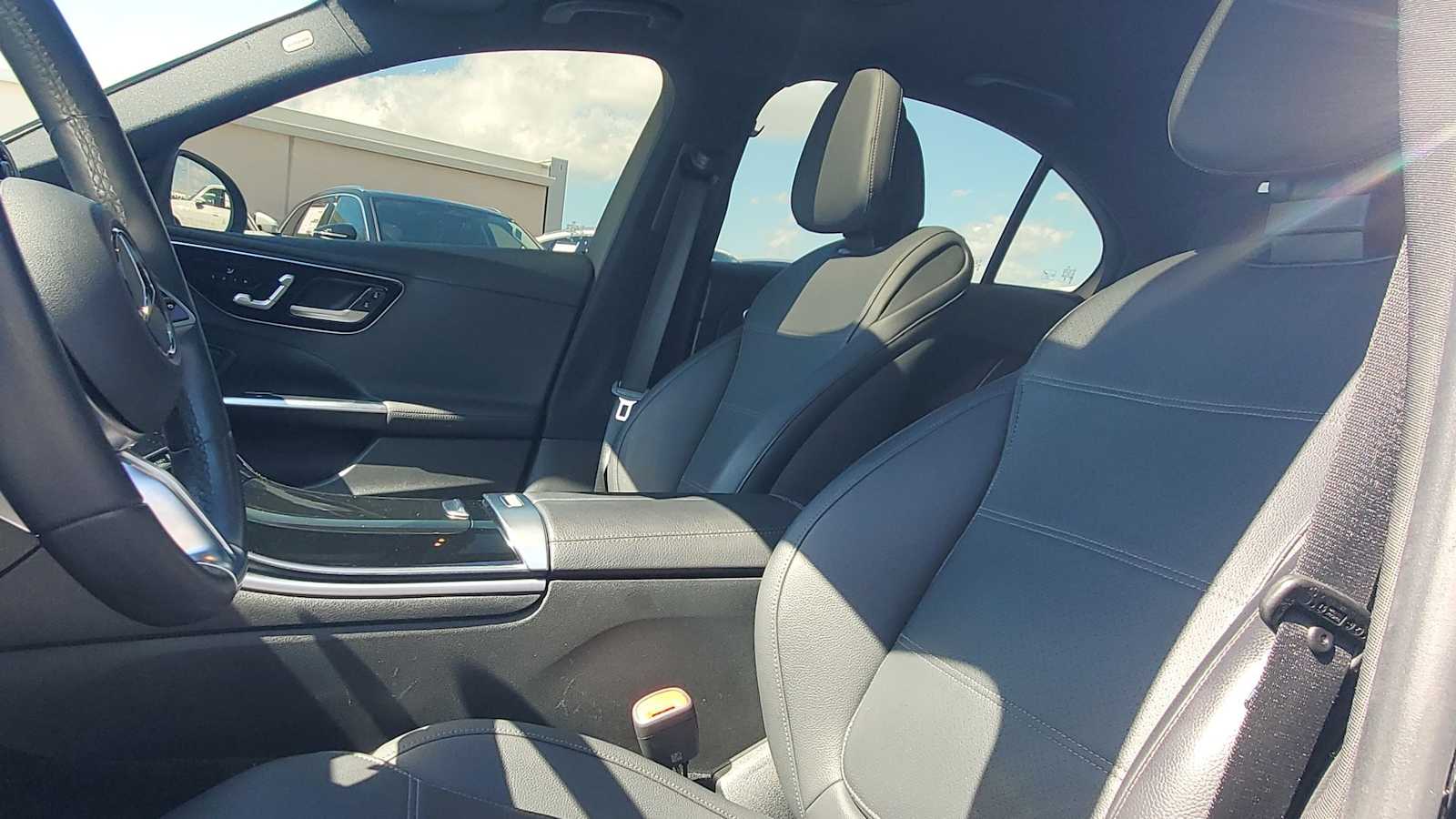 Thumbnail: 2024 Mercedes-Benz C-Class - 16