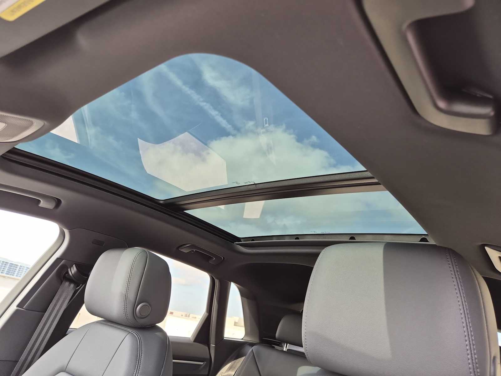 Thumbnail: 2025 Audi Q3 - 18