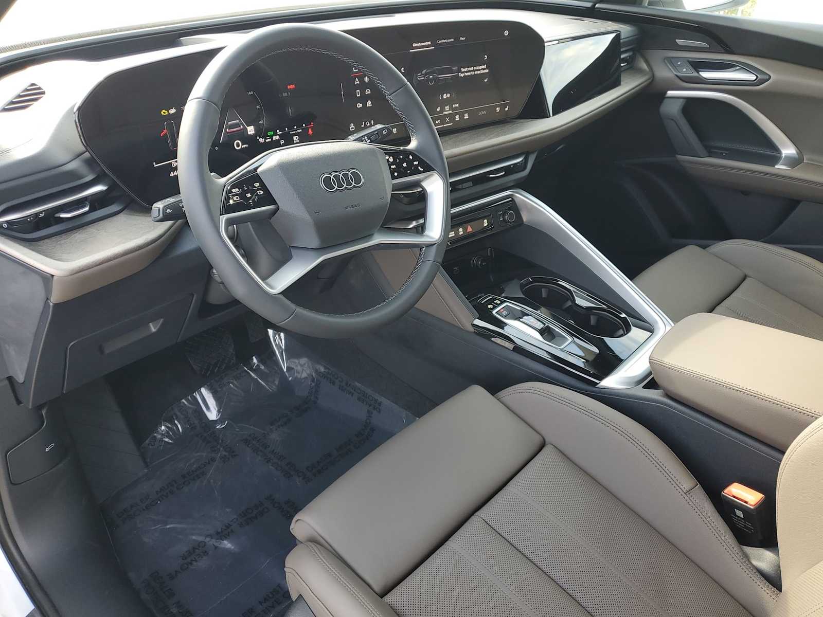 Thumbnail: 2025 Audi Q5 - 2