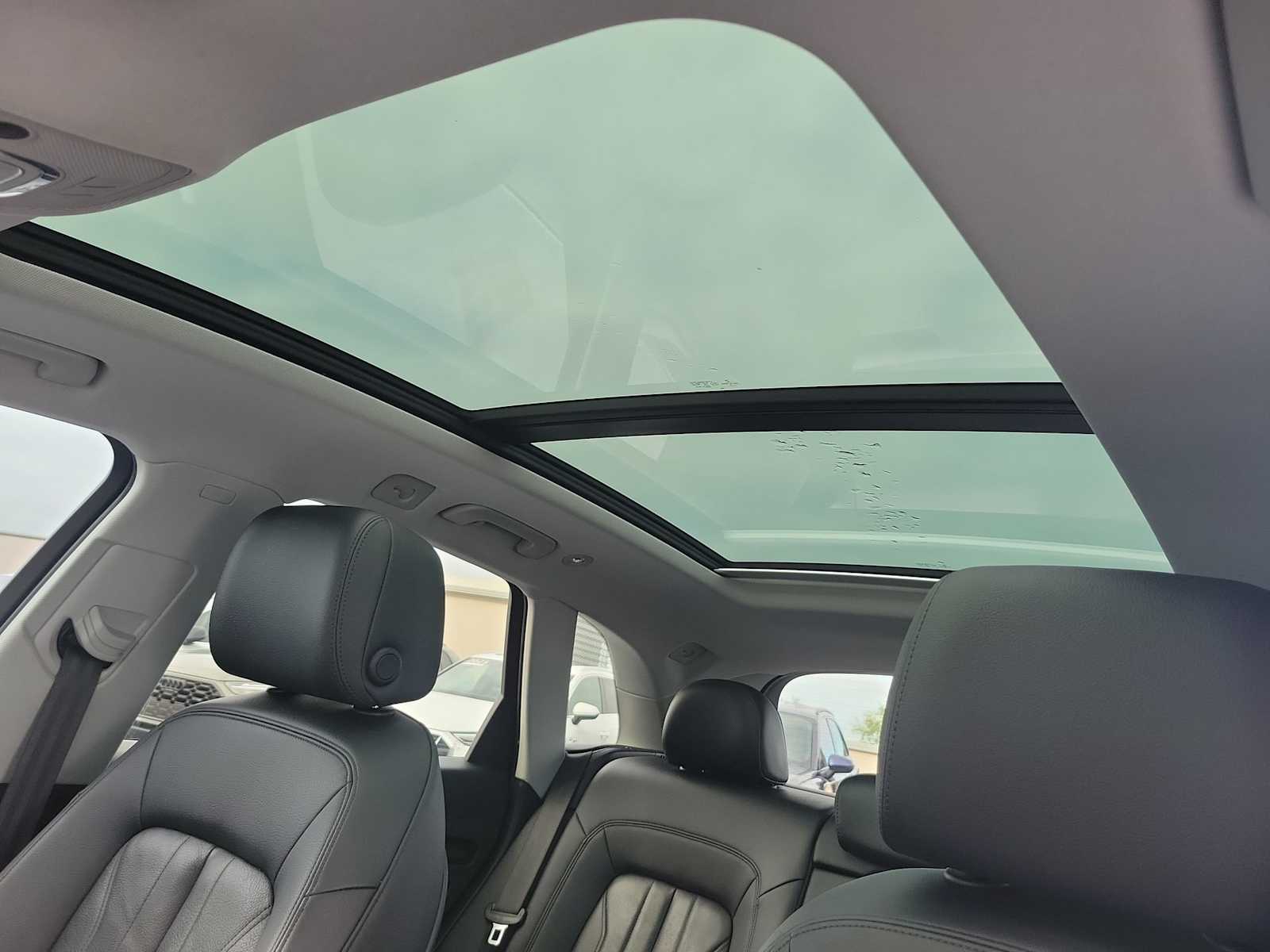 Thumbnail: 2019 Audi Q5 - 18