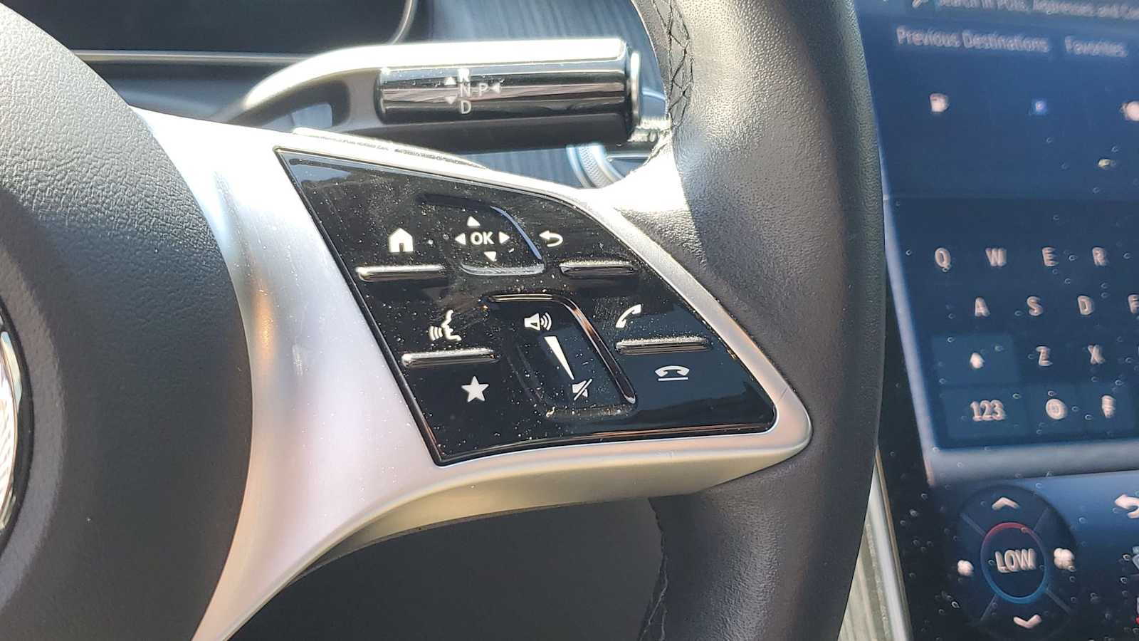 Thumbnail: 2024 Mercedes-Benz C-Class - 25