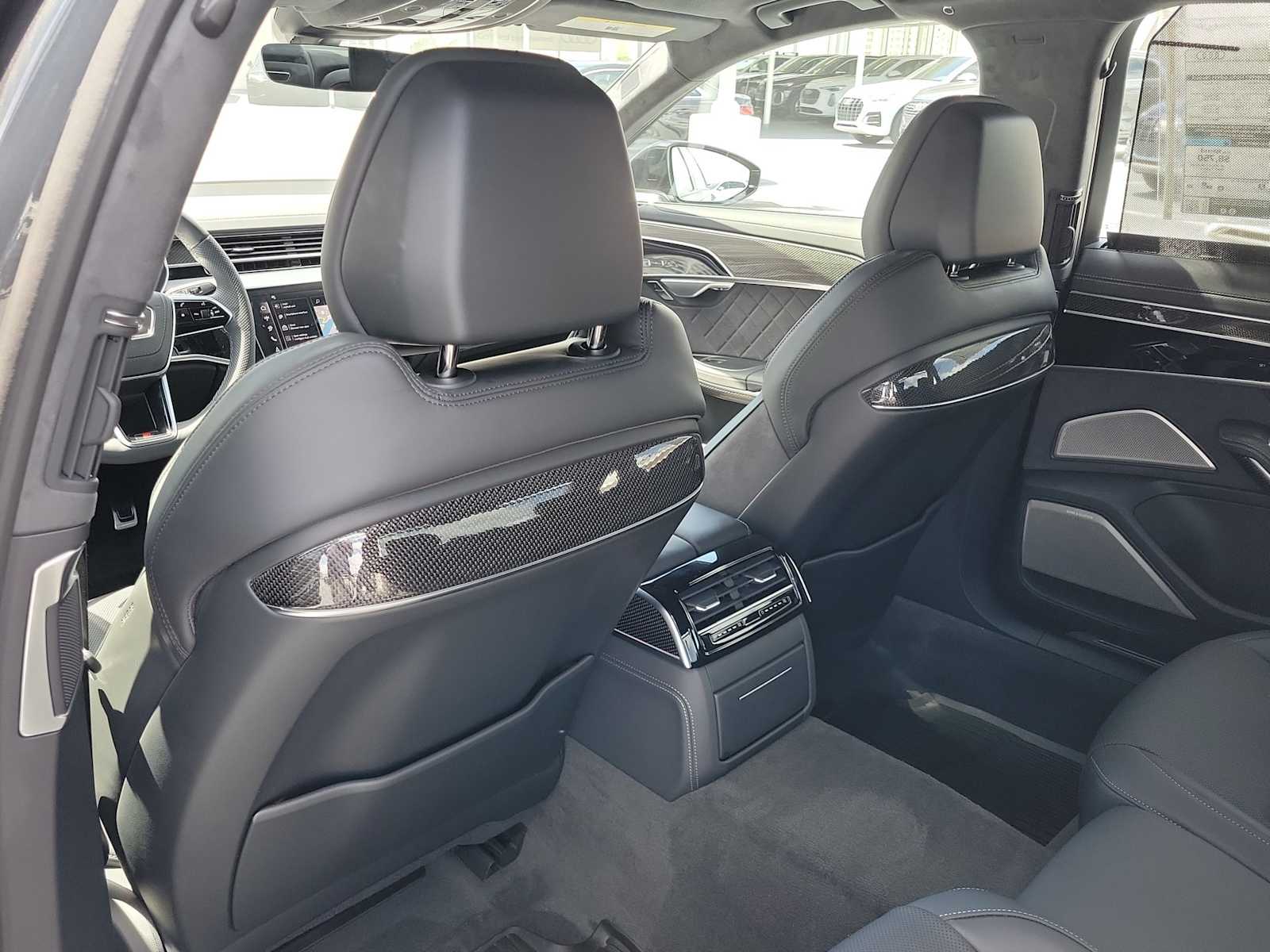 Thumbnail: 2026 Audi S8 - 18
