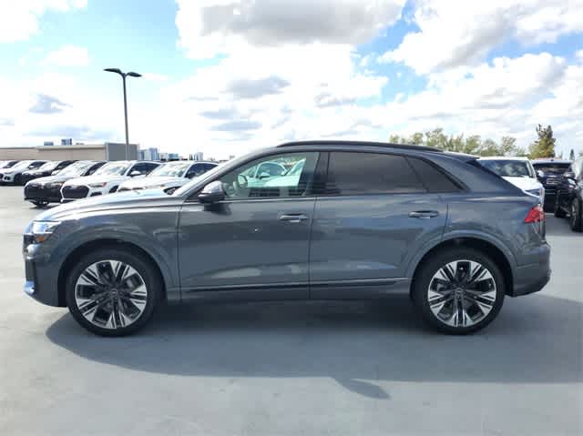 2025 Audi Q8 55 Premium Plus photo 3