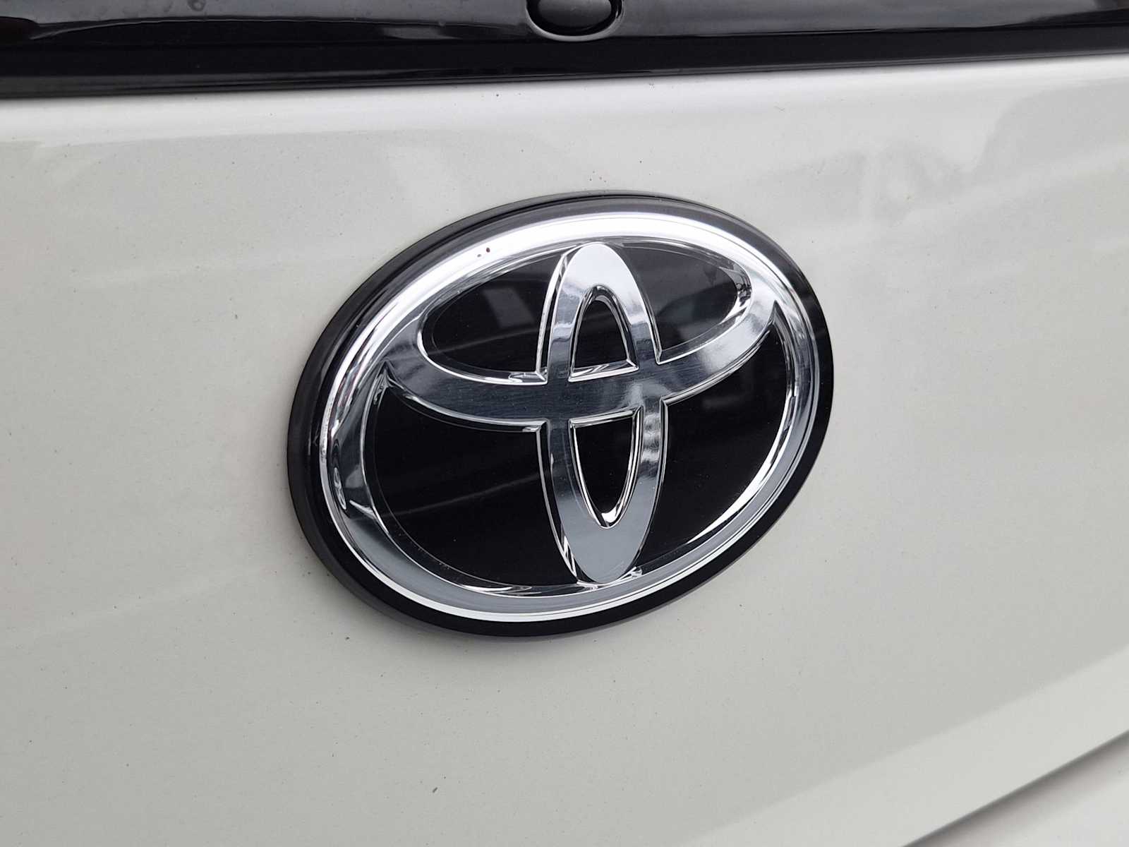 Thumbnail: 2024 Toyota GR86 - 10