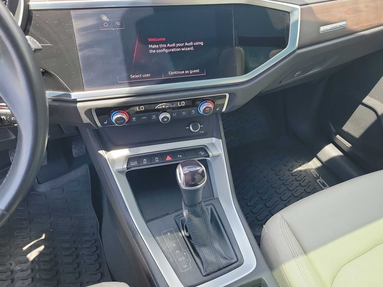 Thumbnail: 2022 Audi Q3 - 23