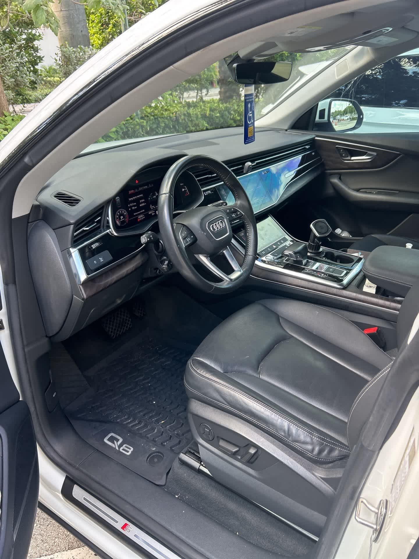 Thumbnail: 2019 Audi Q8 - 3