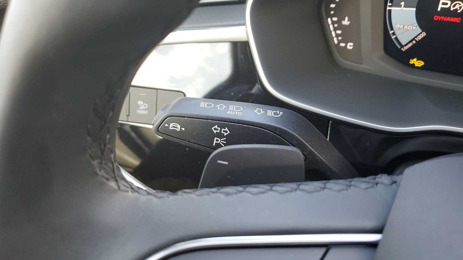 Thumbnail: 2025 Audi Q3 - 27