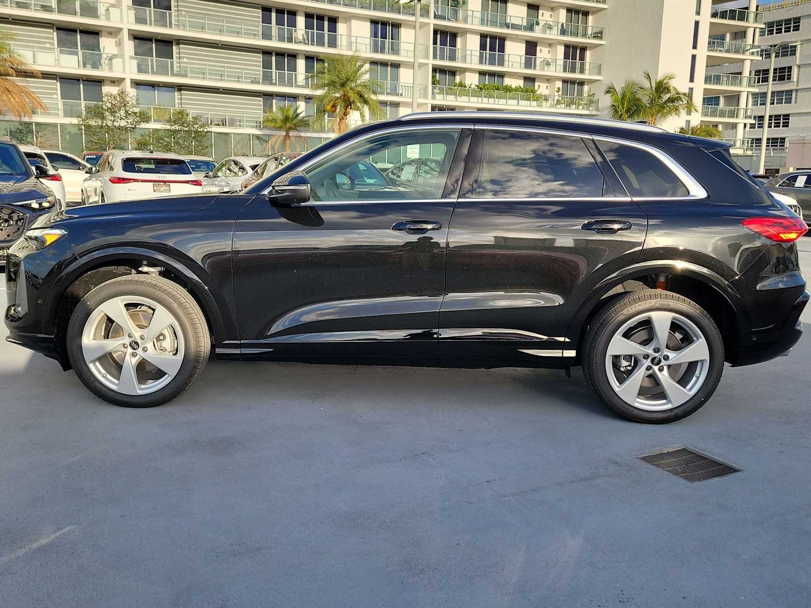 Thumbnail: 2026 Audi Q5 - 3