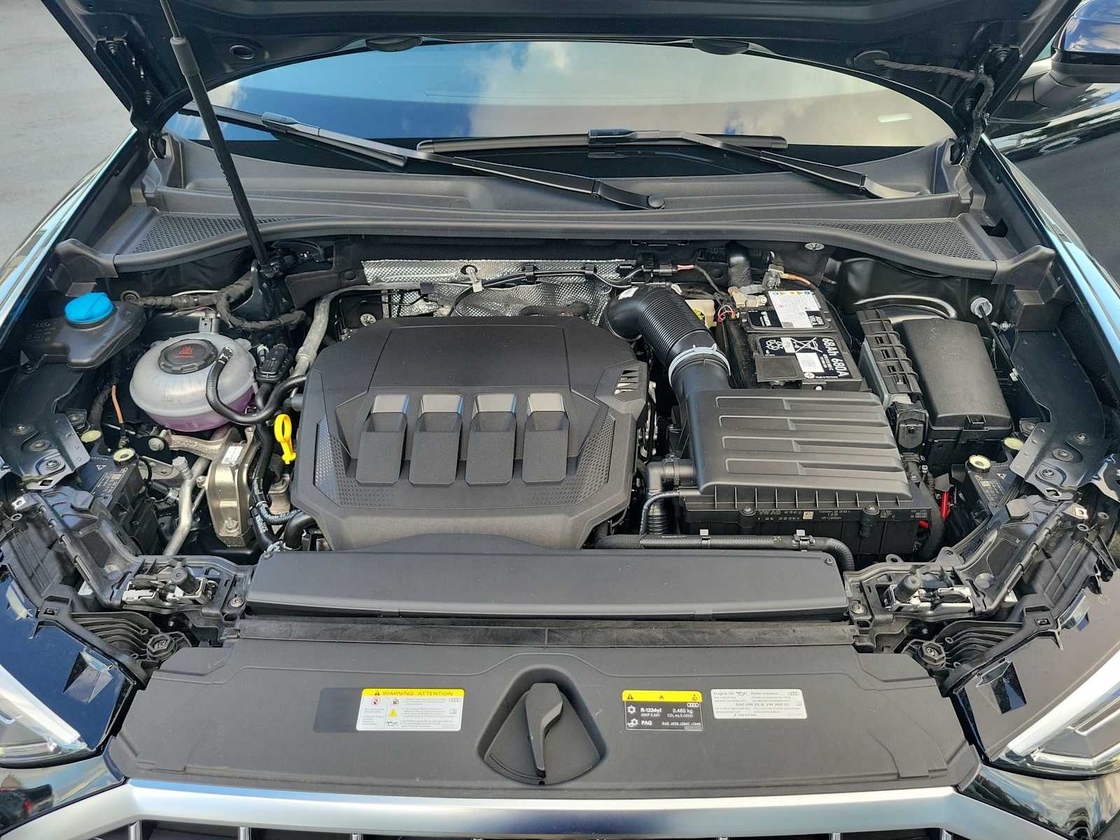 Thumbnail: 2025 Audi Q3 - 13