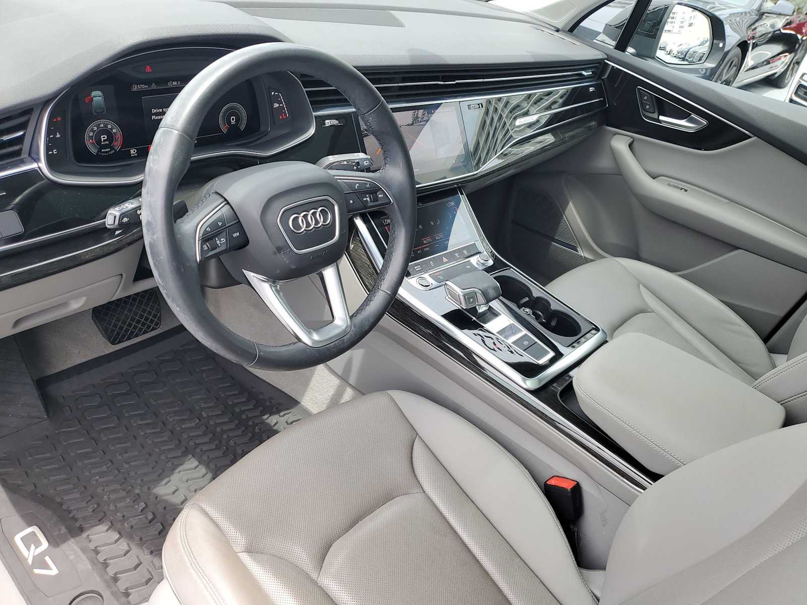 Thumbnail: 2022 Audi Q7 - 2