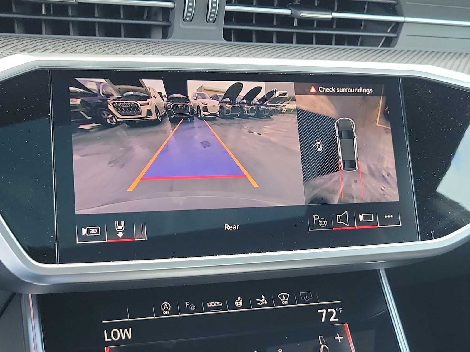 Thumbnail: 2026 Audi RS 7 - 24