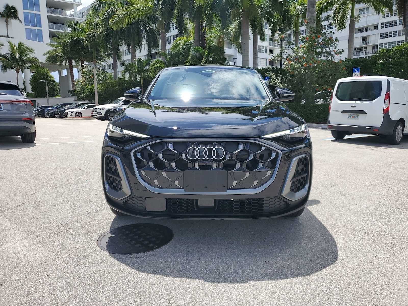 Thumbnail: 2025 Audi Q5 - 9