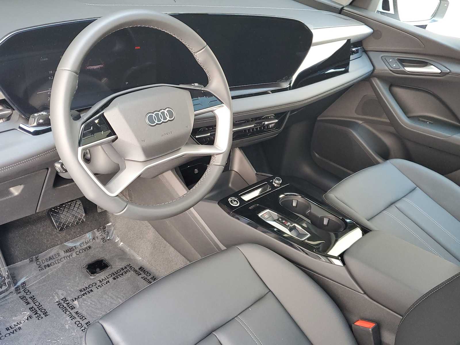 Thumbnail: 2025 Audi Q6 e-tron - 2