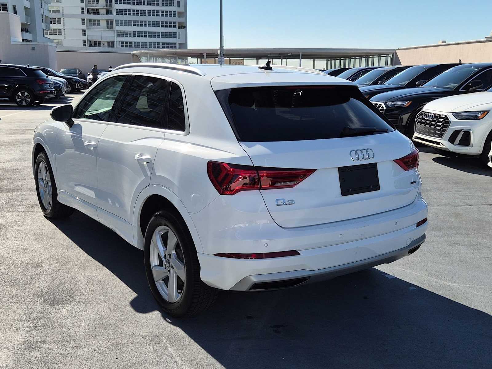 Thumbnail: 2020 Audi Q3 - 4