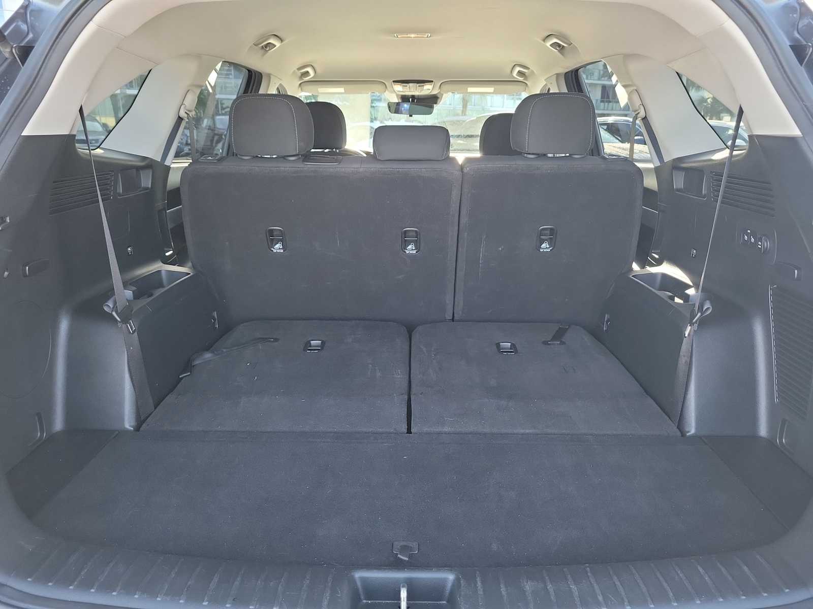 Thumbnail: 2021 Kia Sorento - 25