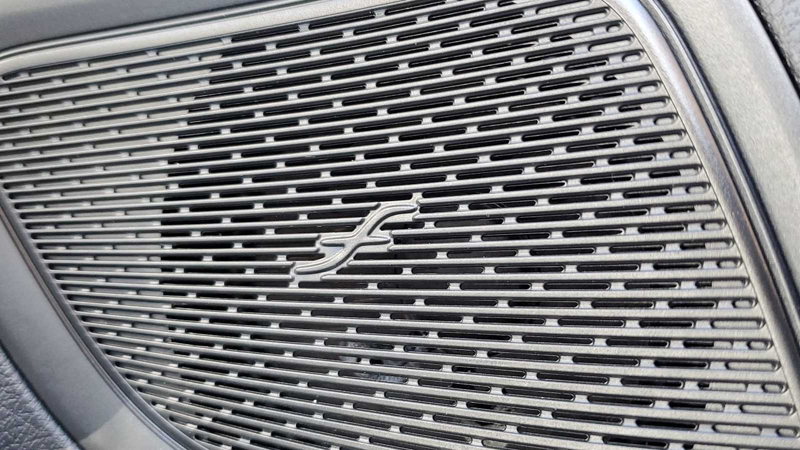 Thumbnail: 2024 Mercedes-Benz C-Class - 31