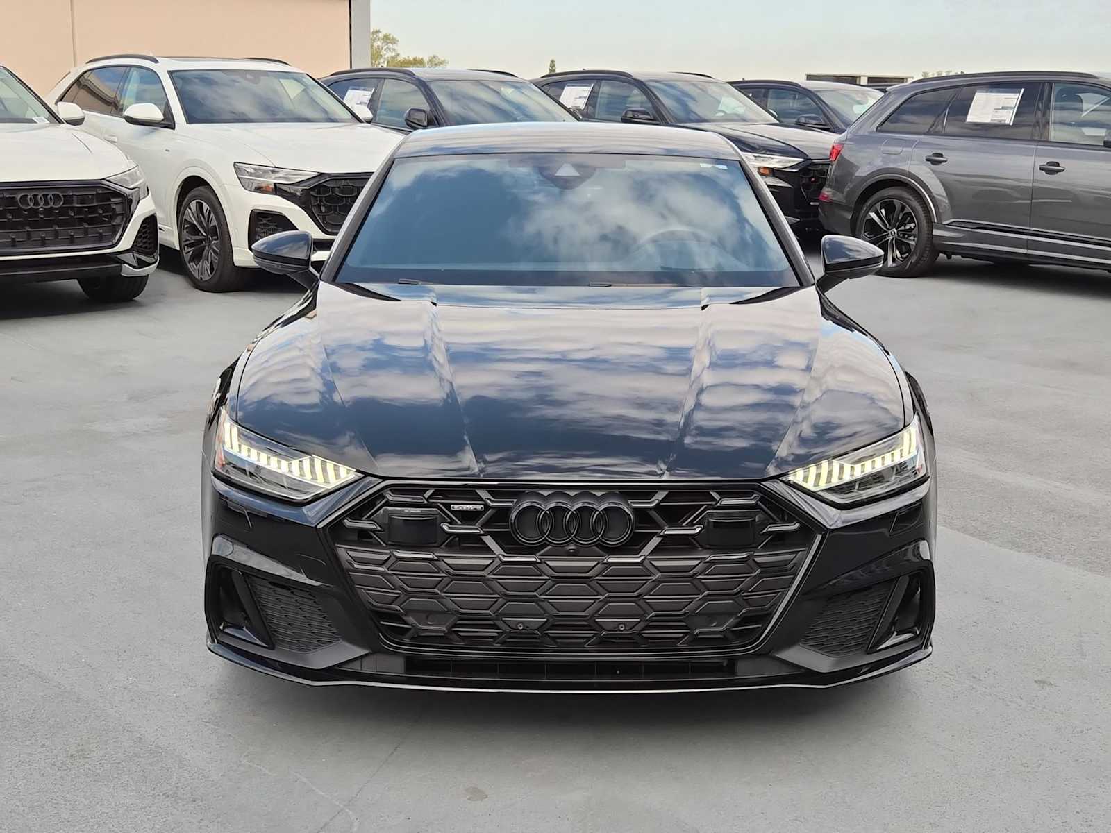 Thumbnail: 2025 Audi A7 - 9