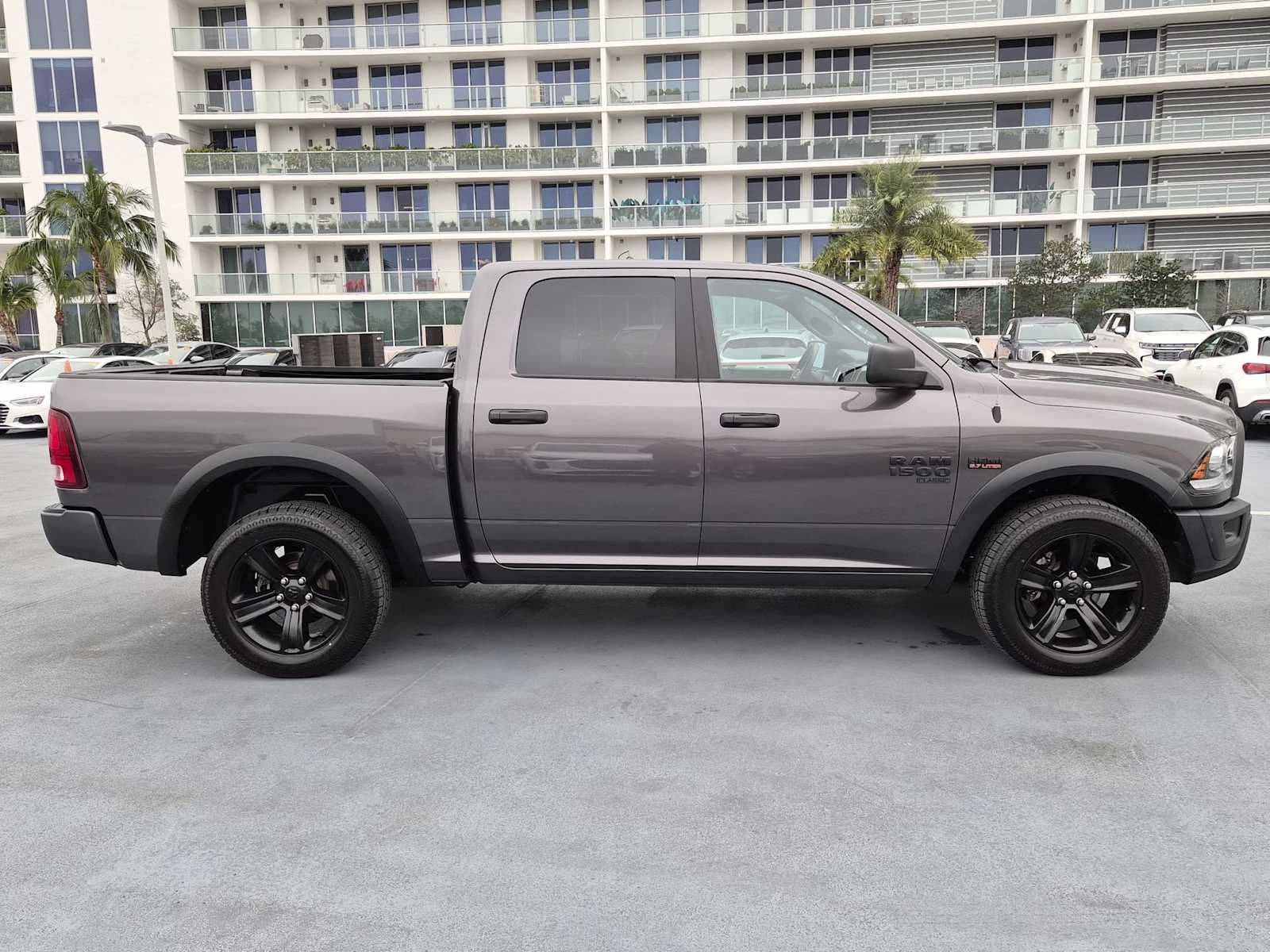 Thumbnail: 2021 RAM 1500 Classic - 5